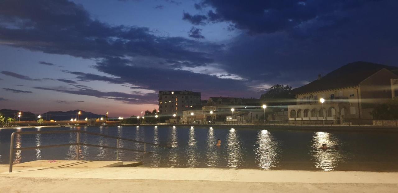 Apartman Srna Требинье Экстерьер фото